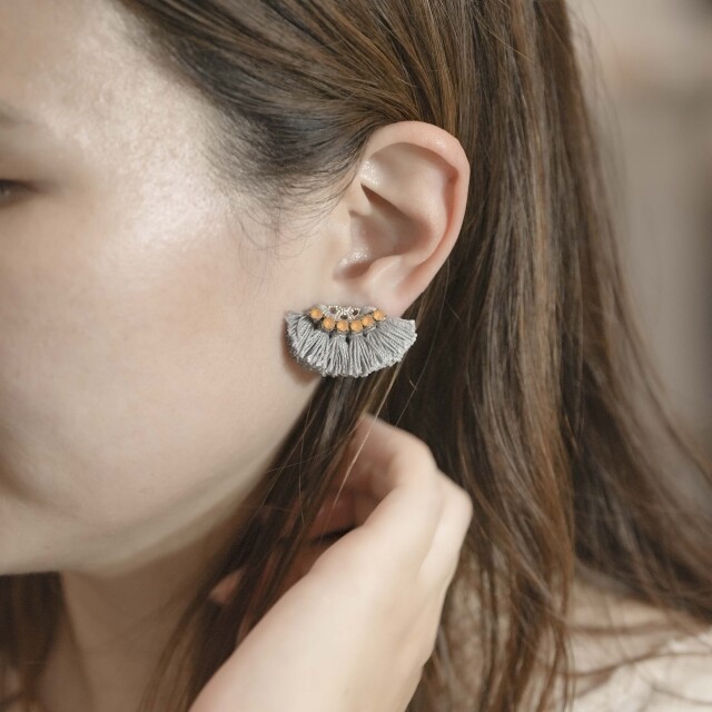 イタリア 新品 真鍮 ポリエステル ガラス rada ラダ Daniela Ravaioni ダニエラ ラヴァイオーニ イヤリング ECRD0015