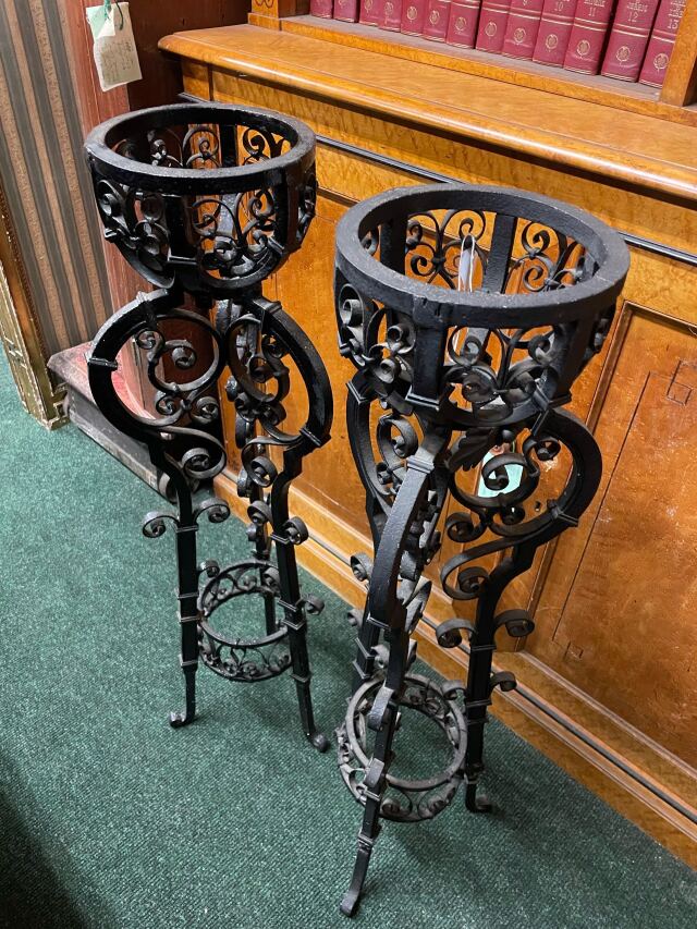 イギリス 1880年代 アイアン プラントスタンドのペア ECUKBW0008