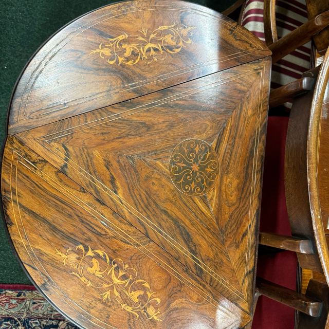 アンティーク品