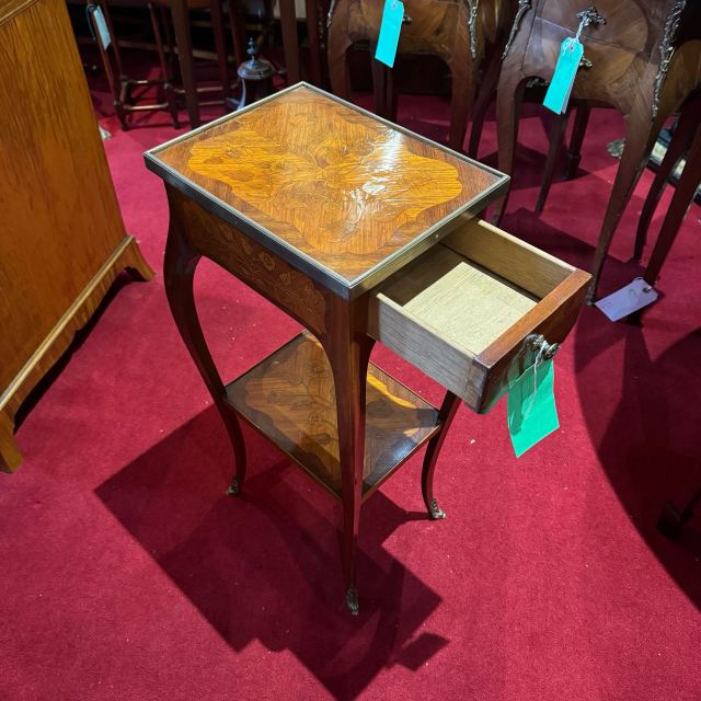 アンティーク品