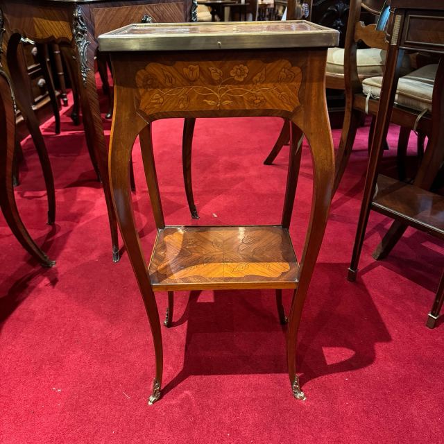 アンティーク品