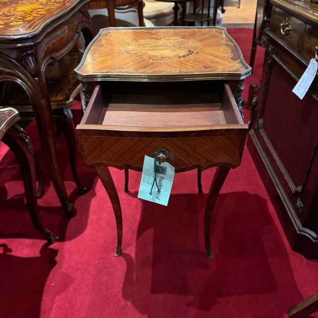 アンティーク品