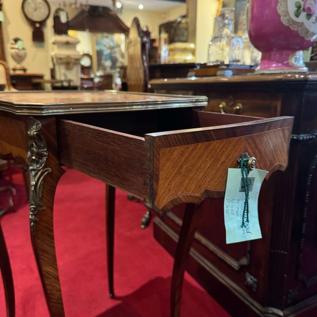 アンティーク品