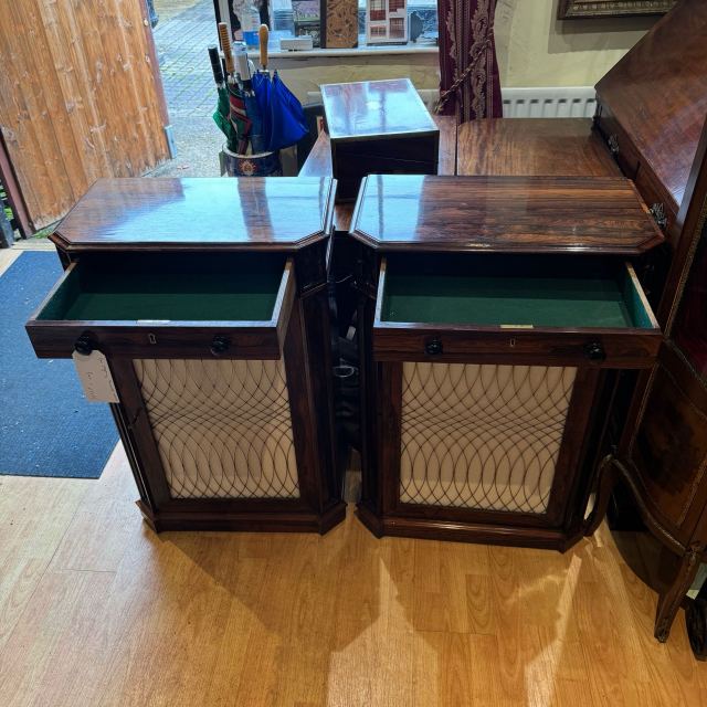 アンティーク品