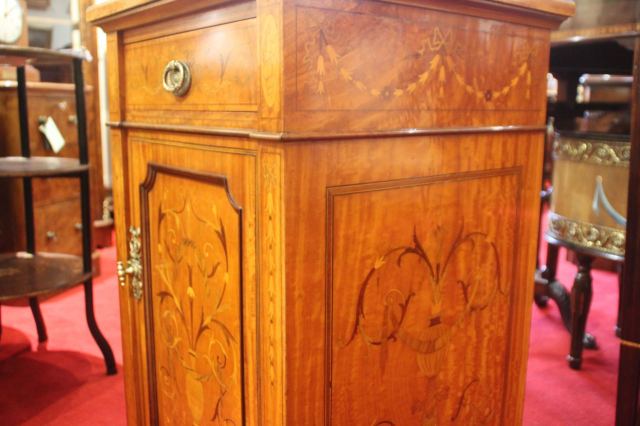 アンティーク品