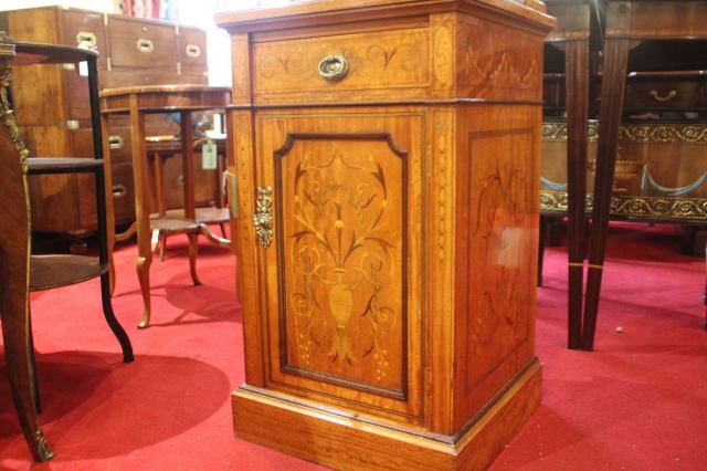 アンティーク品