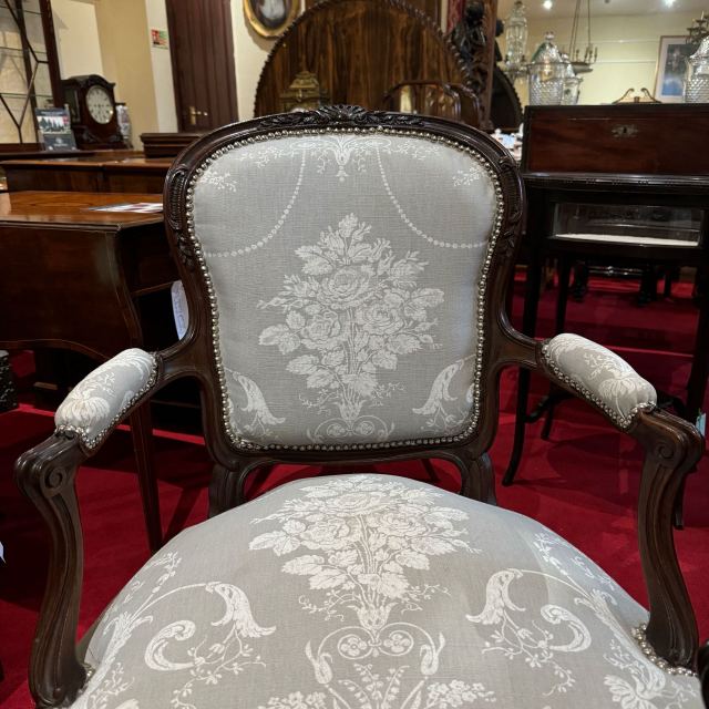 アンティーク品