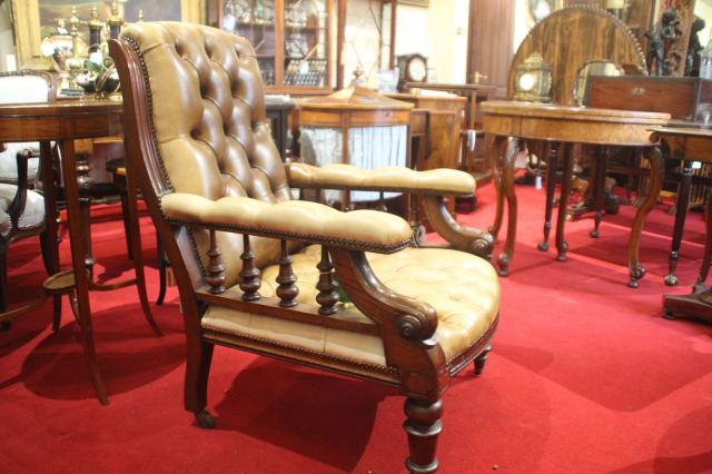 アンティーク品