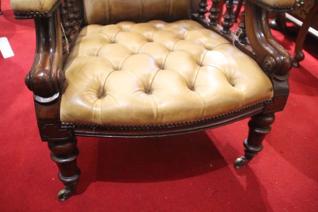 アンティーク品