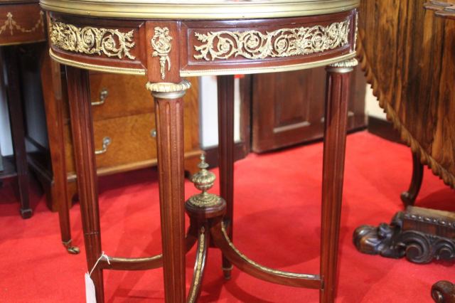 アンティーク品