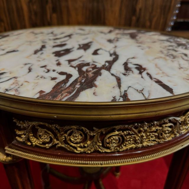 アンティーク品