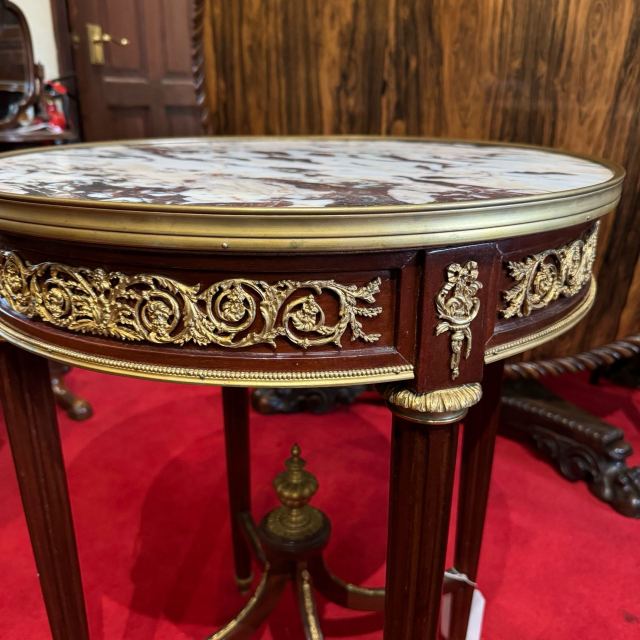 アンティーク品