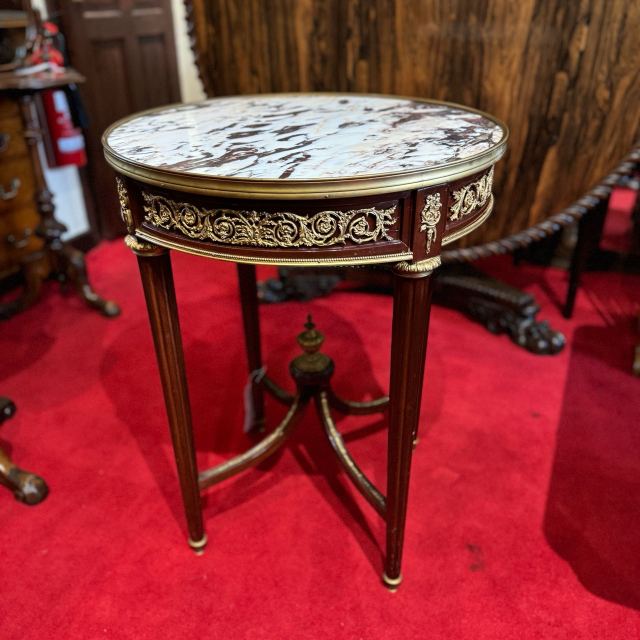 アンティーク品