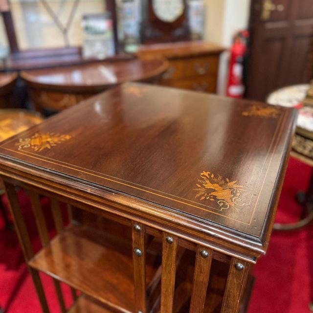 アンティーク品