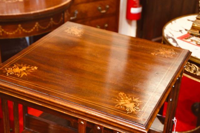 アンティーク品