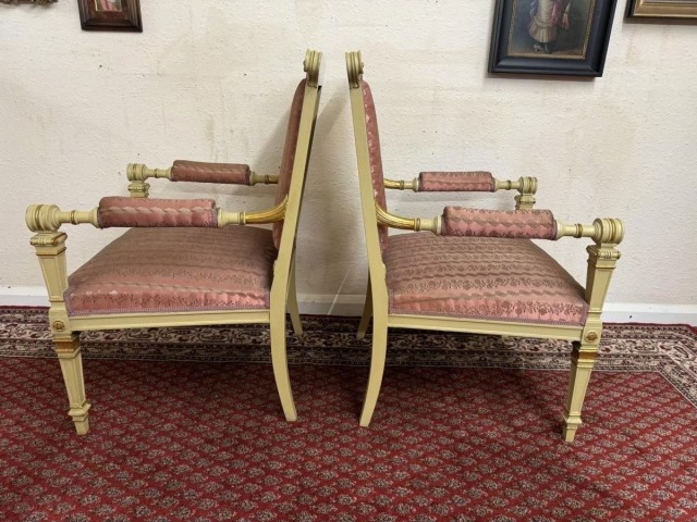 アンティーク品