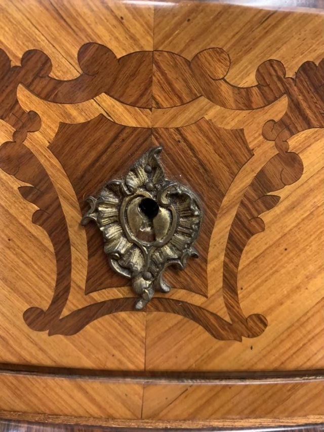 アンティーク品