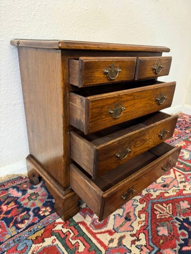 アンティーク品