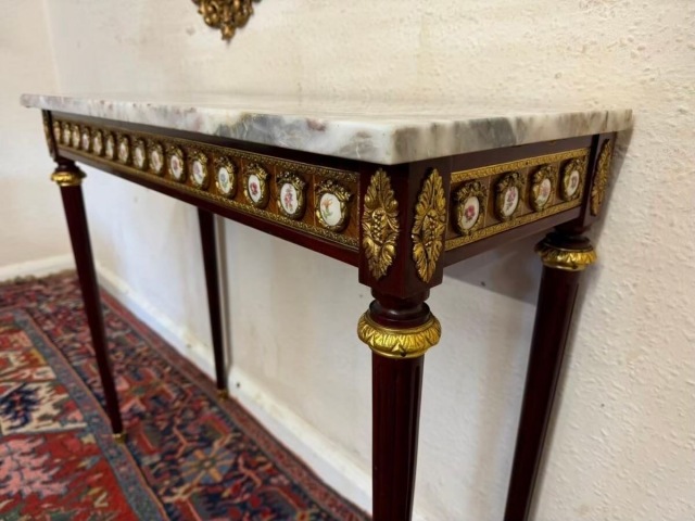 アンティーク品