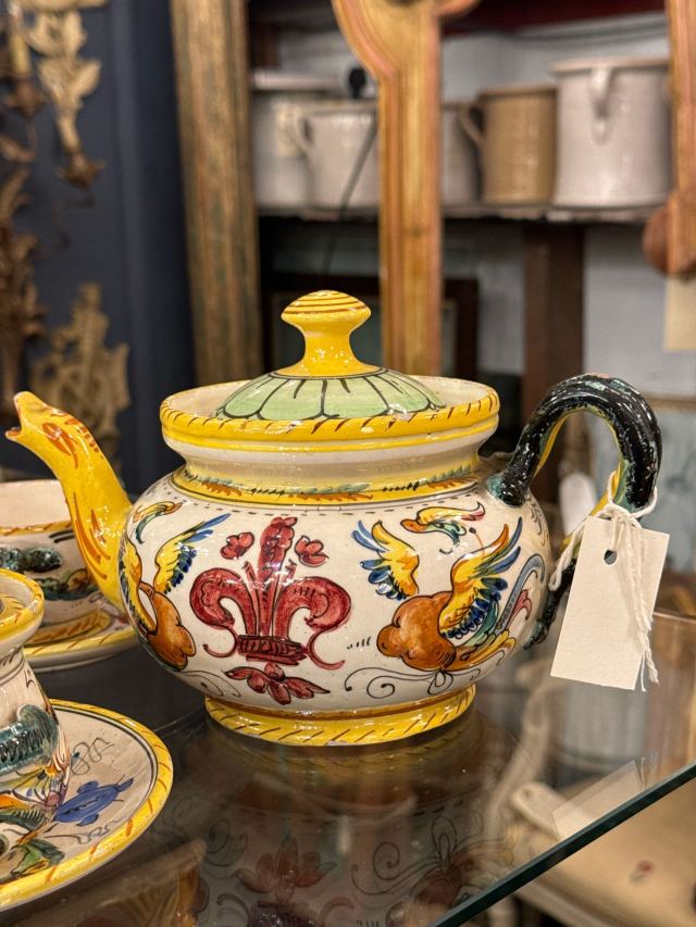 アンティーク品