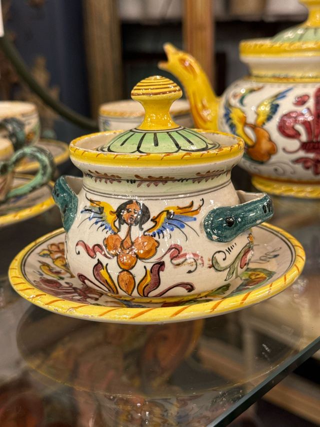 アンティーク品