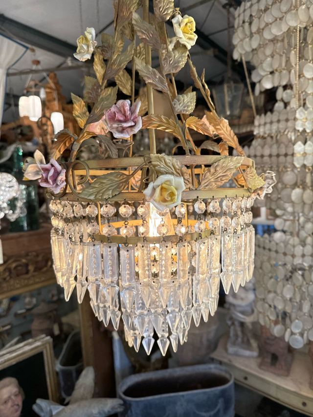 ヴィンテージ　美しすぎるガラスのシャンデリア　引き取り限定 ヴィンテージ 美しすぎるガラスのシャンデリア 引き取り限定