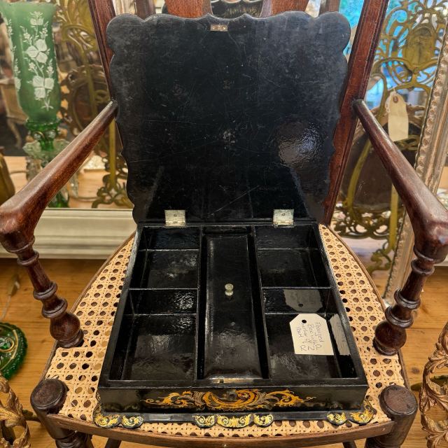 アンティーク品