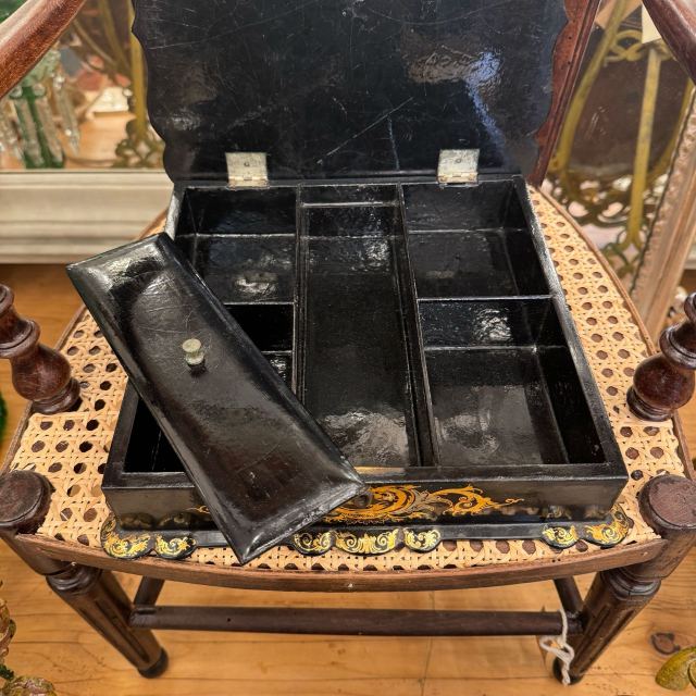 アンティーク品