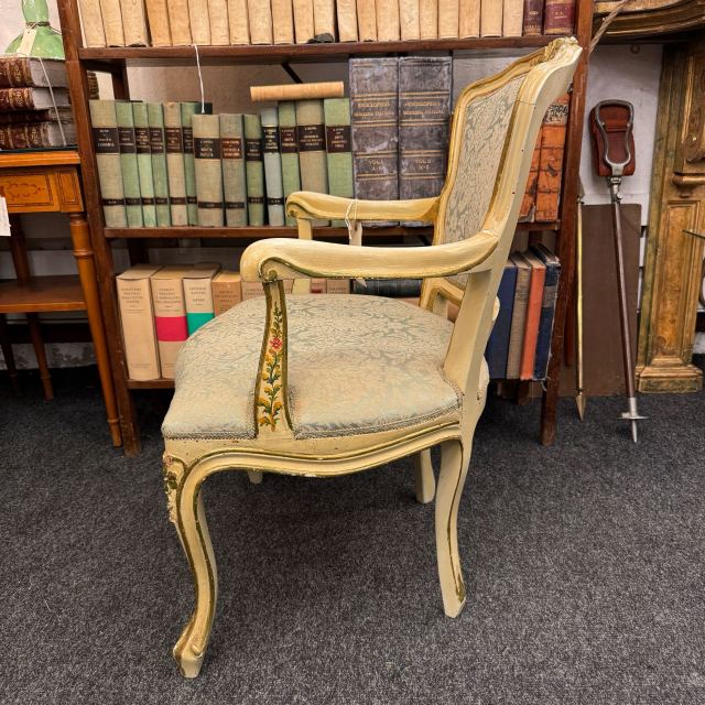 アンティーク品