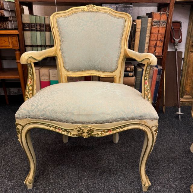 アンティーク品