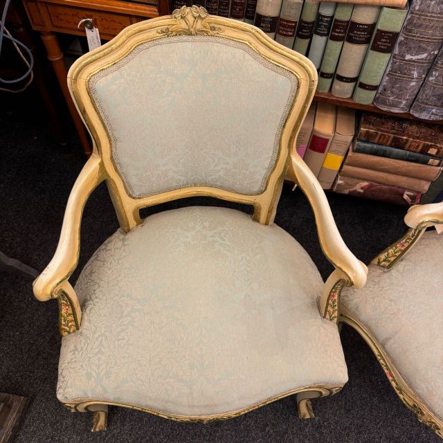 アンティーク品