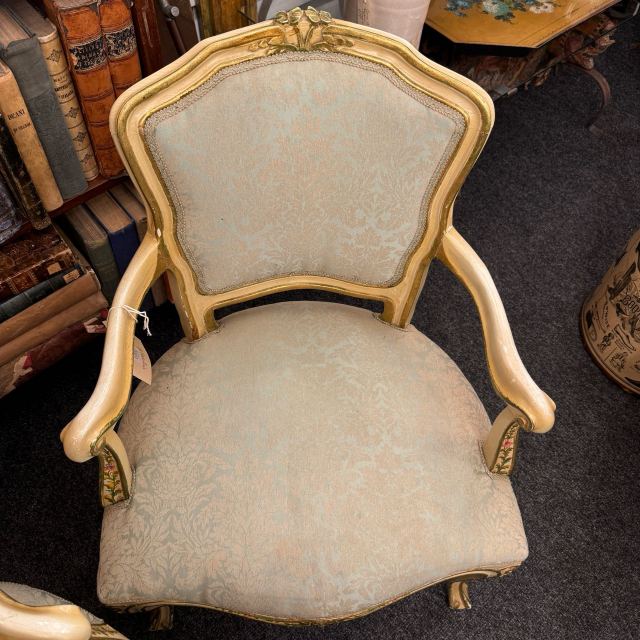 アンティーク品