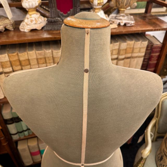 アンティーク品