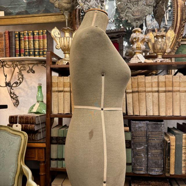 アンティーク品