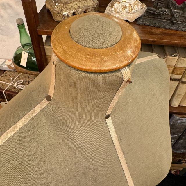 アンティーク品