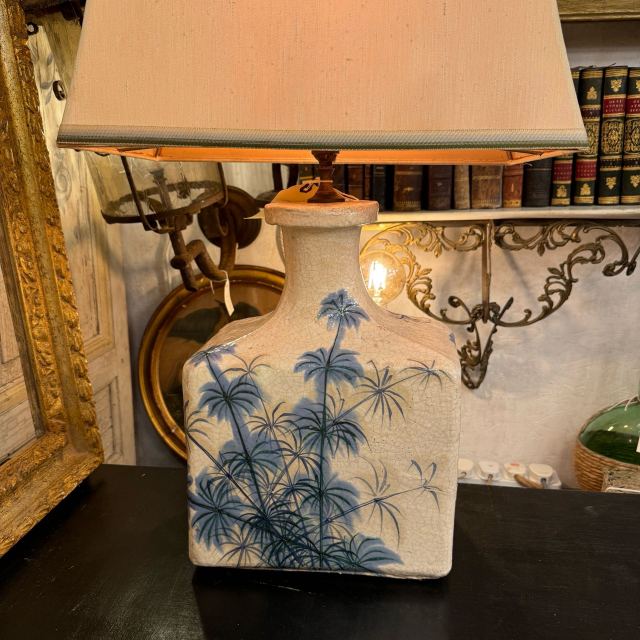 アンティーク品