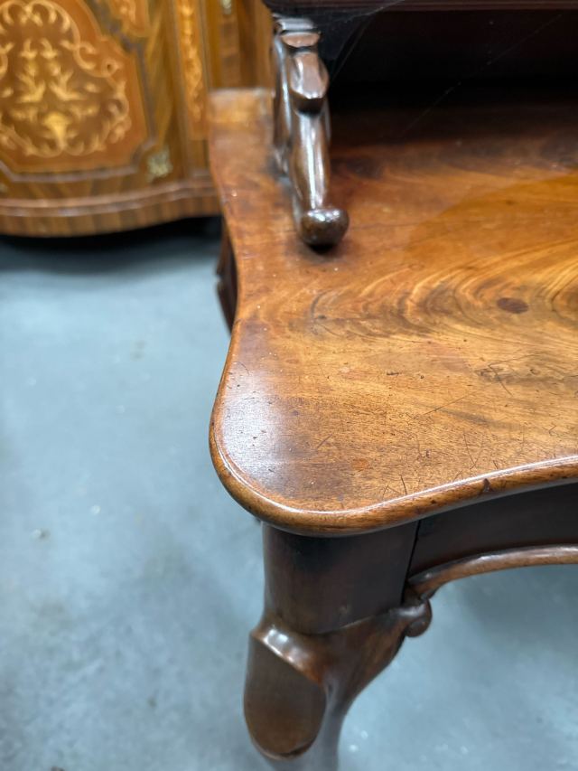 アンティーク品