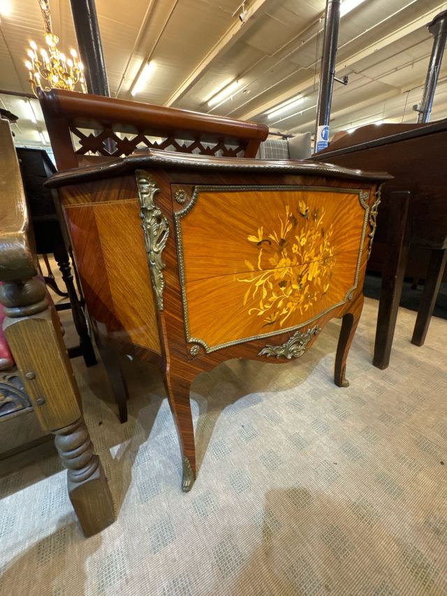 アンティーク品