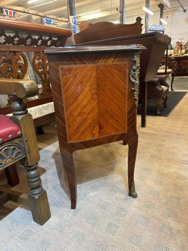 アンティーク品