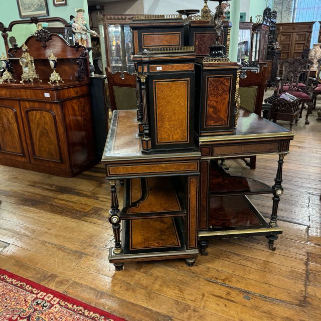 アンティーク品