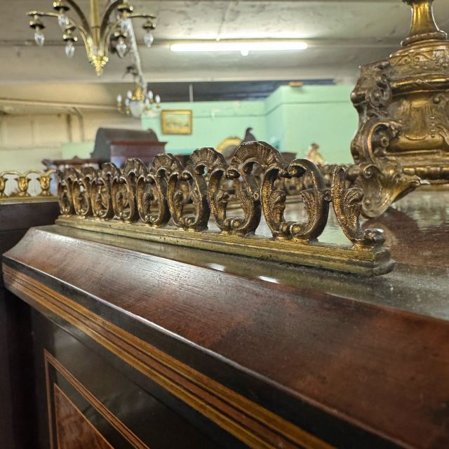 アンティーク品