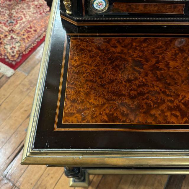 アンティーク品