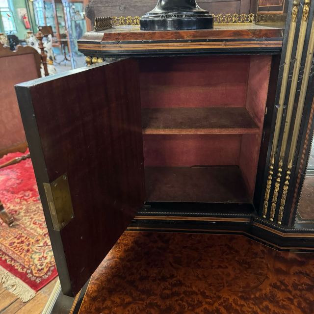 アンティーク品