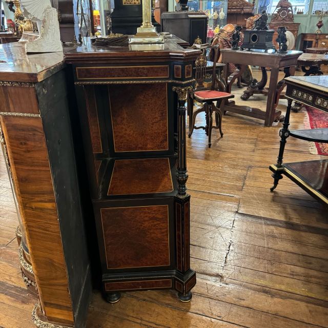 アンティーク品