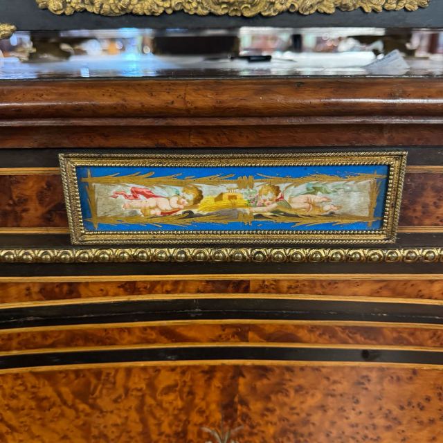 アンティーク品