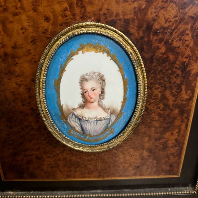 アンティーク品