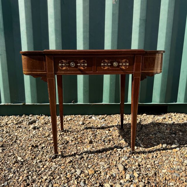 アンティーク品