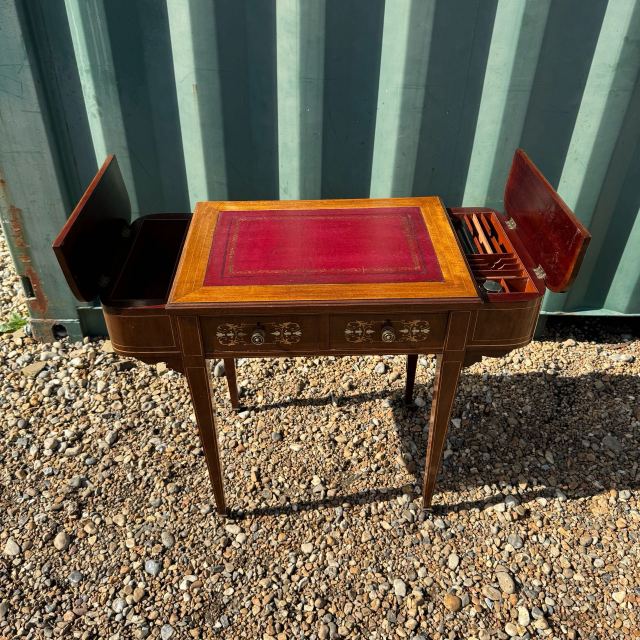 アンティーク品