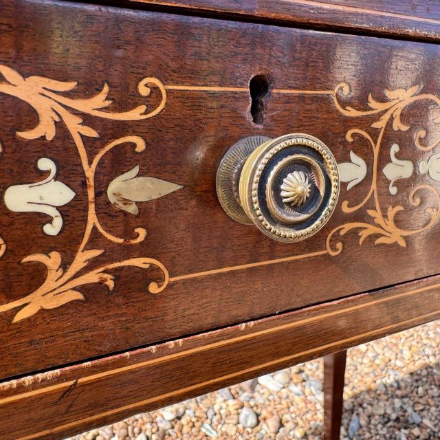 アンティーク品