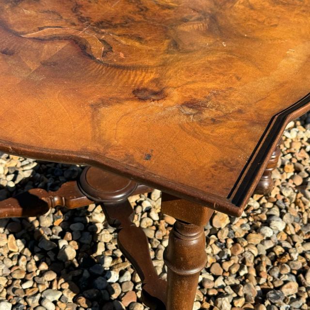 イギリス 1950年代 ウォールナット コーヒーテーブル